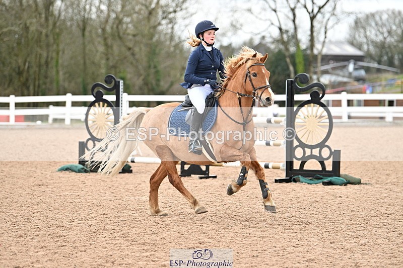 240309A-125009-01016 - Cls 8 Pony Newcomers and 1m Open