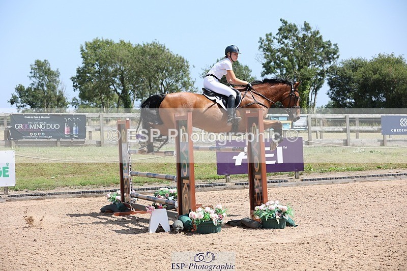 250725-140145-03132 - Cls 3 Snr Foxhunter