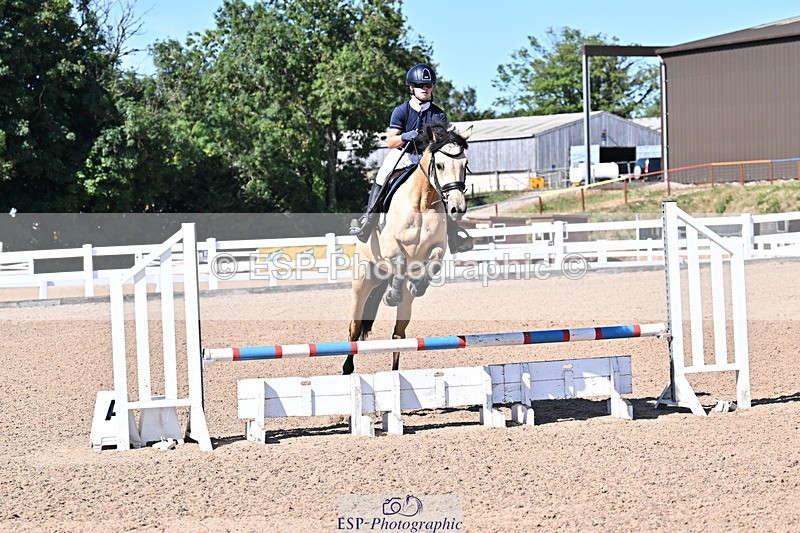 250708A-165159-00121 - 70cm Classes