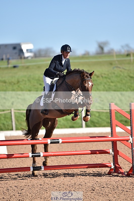 240306A-103352-00795 - Cls 1 British Novice and 90cm Open