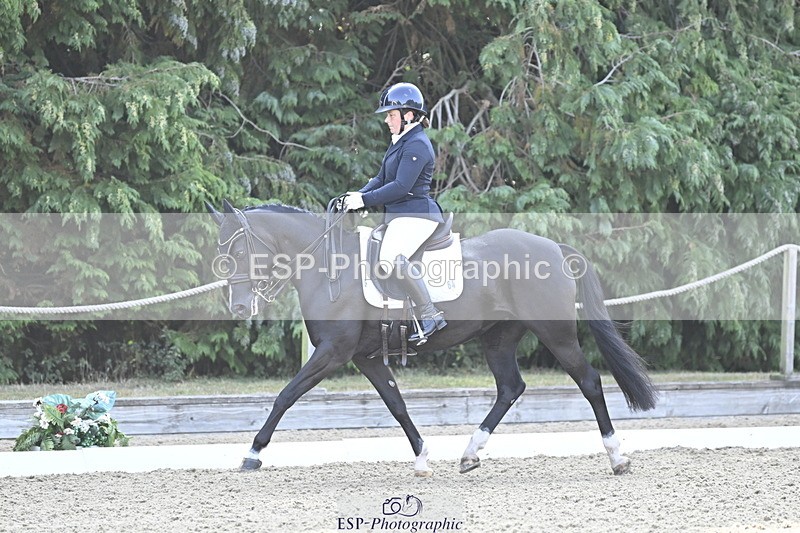 250810A-100527-04771 - 064-Amy.CoxPretty.Picture