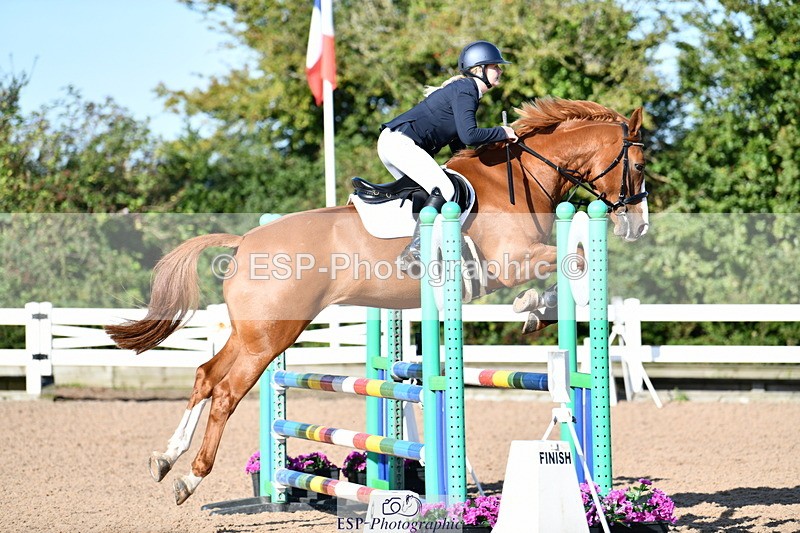240913A-094011-02981 - Cls 20 Snr British Novice and 90cm Open