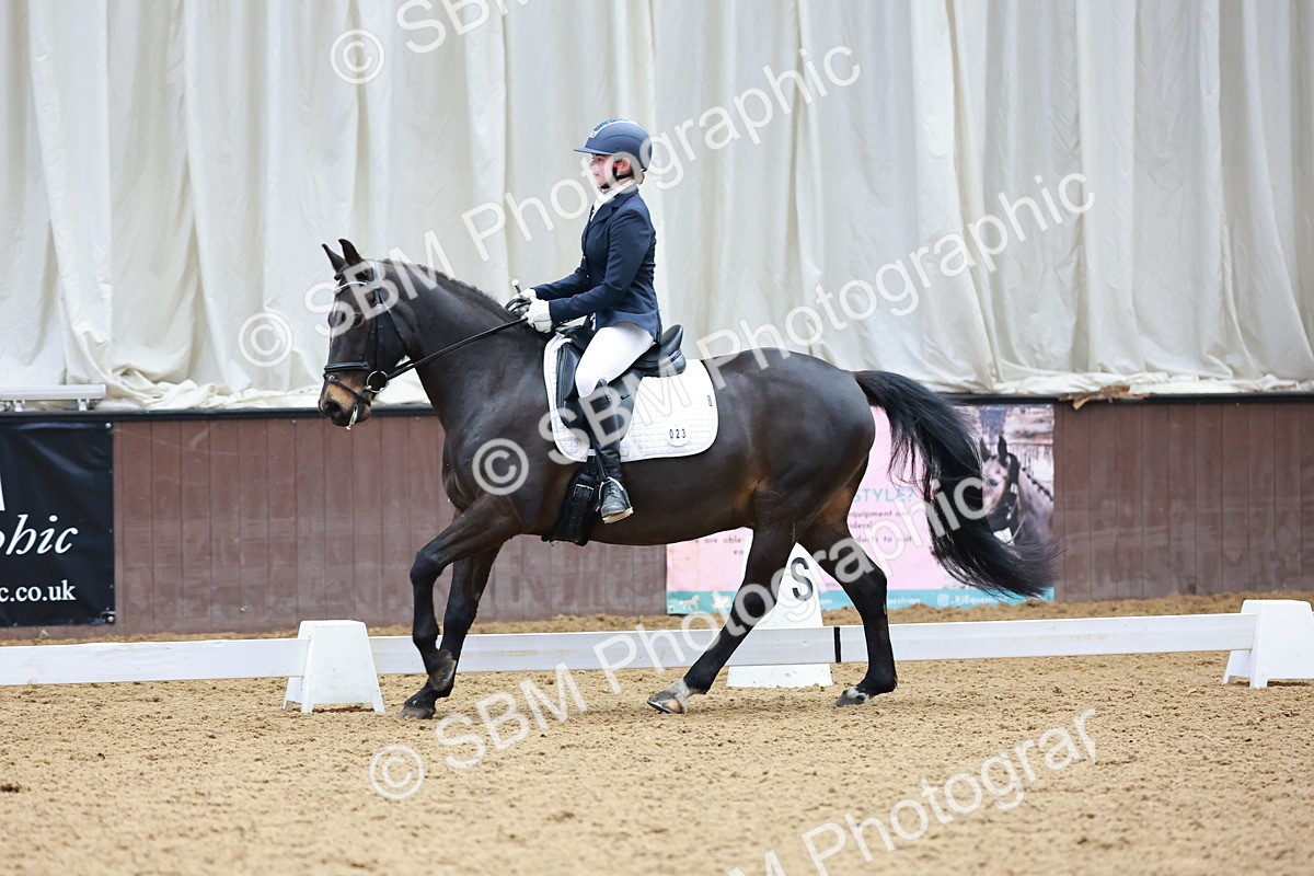 0B8A4256 - Class 7 - E4