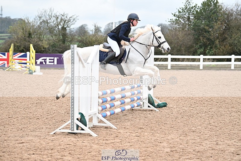 240309A-102346-00095 - Cls 1 Pony Intro 70cm