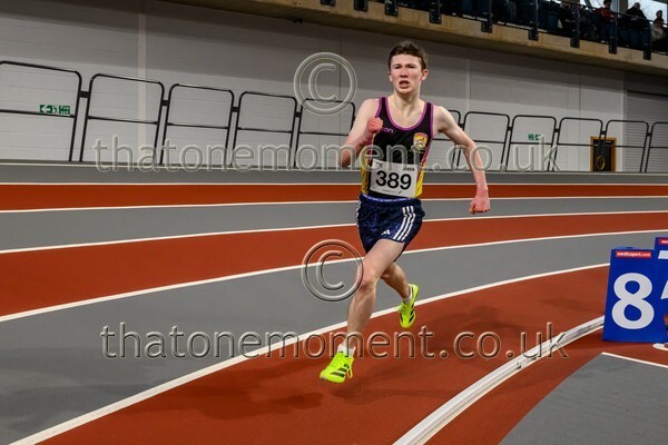 SenInd26-819742 - Track Male Set One