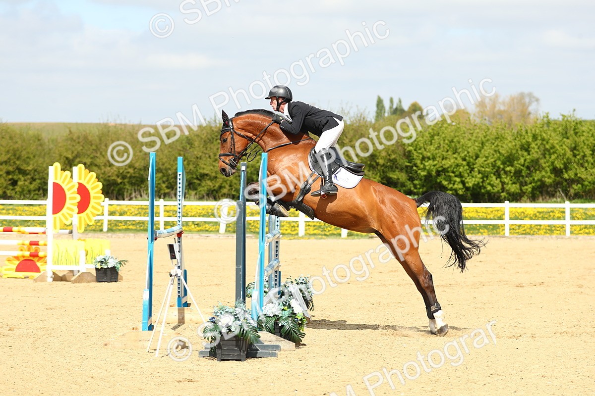 SBM_001362 - Class 5 - Senior Foxhunter 1.20m