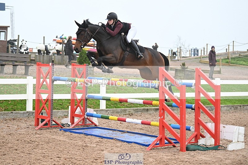 241102A-145215-05687 - SAT Cls 16 Winter 1.25 Jump Off