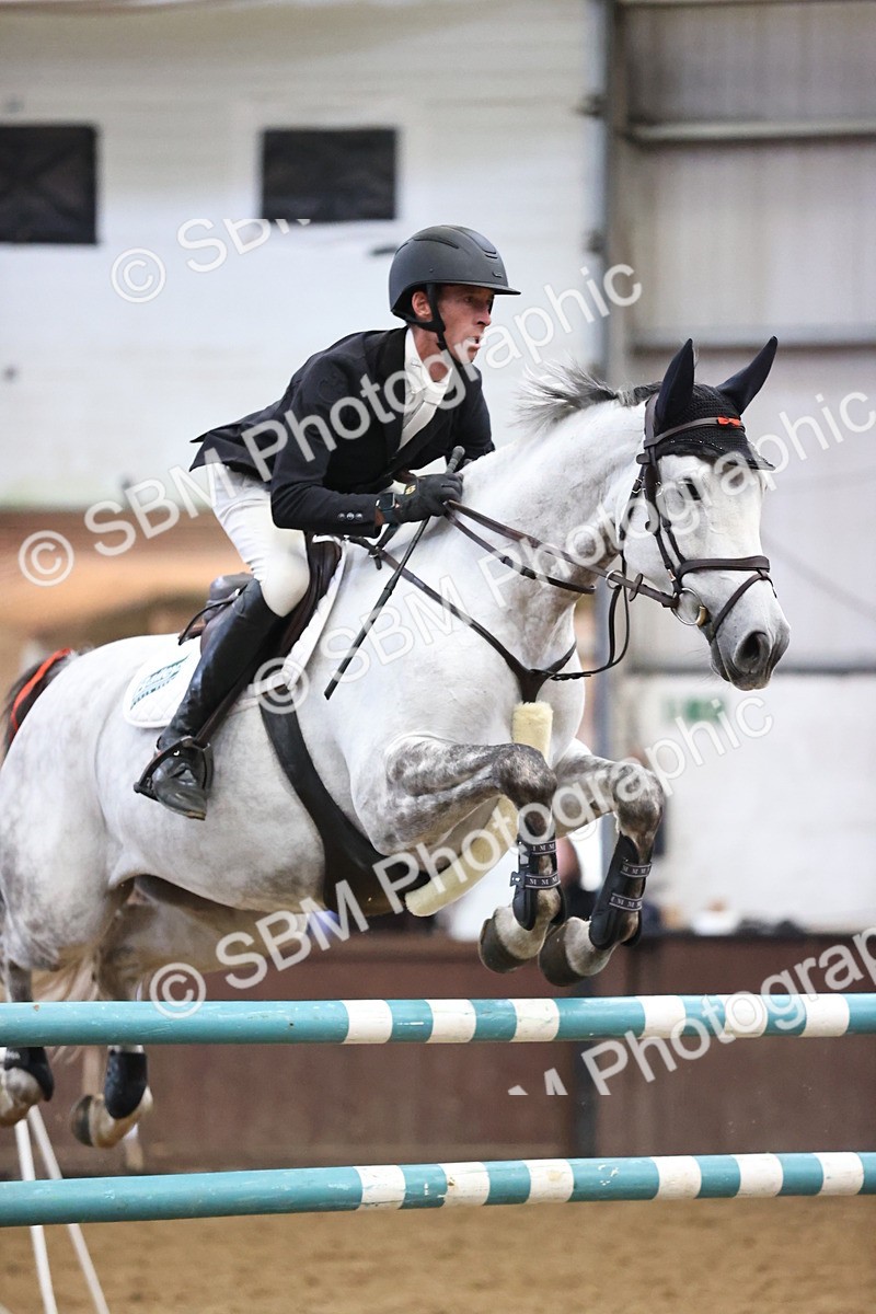 SBM_003662 - Class 12 - Senior Foxhunter 1.20m