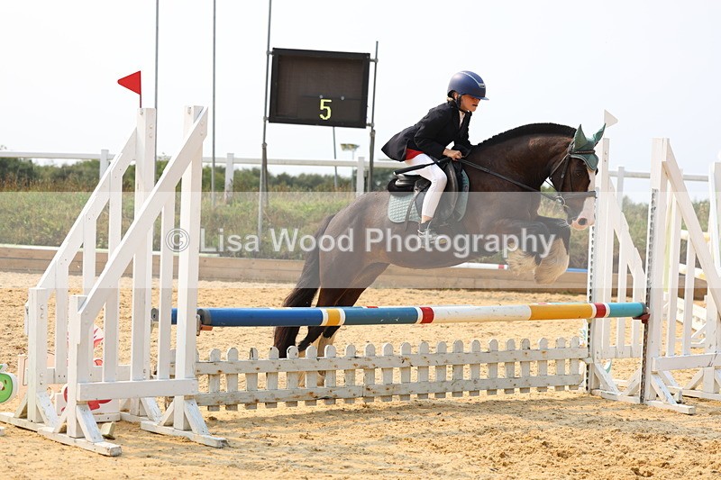 3E7A2931 - Class 11: Junior 70cm