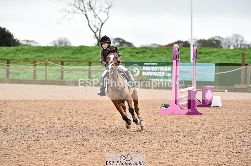 231118A-103704-01136 - Cls 18+19 Club and Schools 70cm