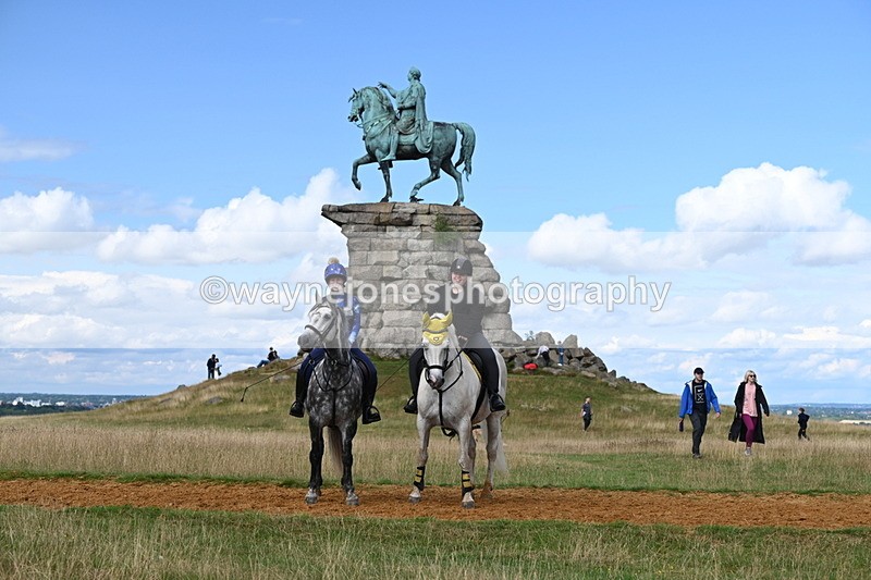 DSC_9921 - Time at Statue 15:11 to 15:58