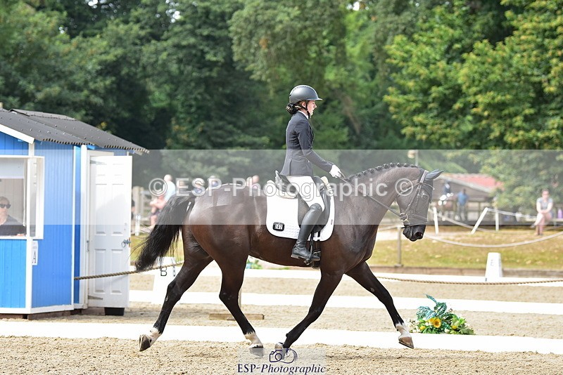 250719A-113808-05253 - 047-Sophie.Collins-Fergal.Roqueafella