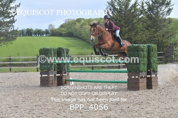 BPP_4056 - CLASS 9 - FRI - Senior Newcomers/ 1.10m Open