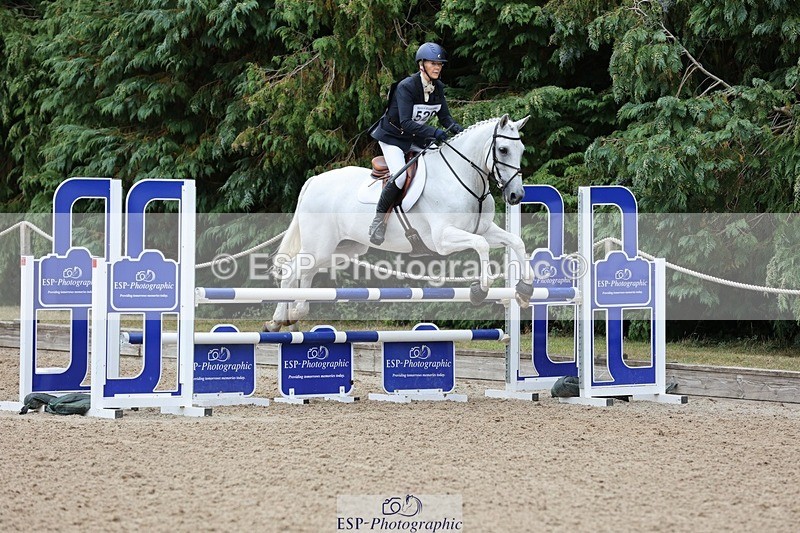 250803A-111654-10740 - L-520-Nicola.Horsley-Gubbins-RATHNAGREW.GREY.TEX