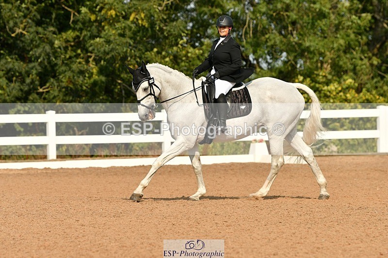 250817-095308-07641 - 179-Kate.WilliamsGhyllwood.April.Moment