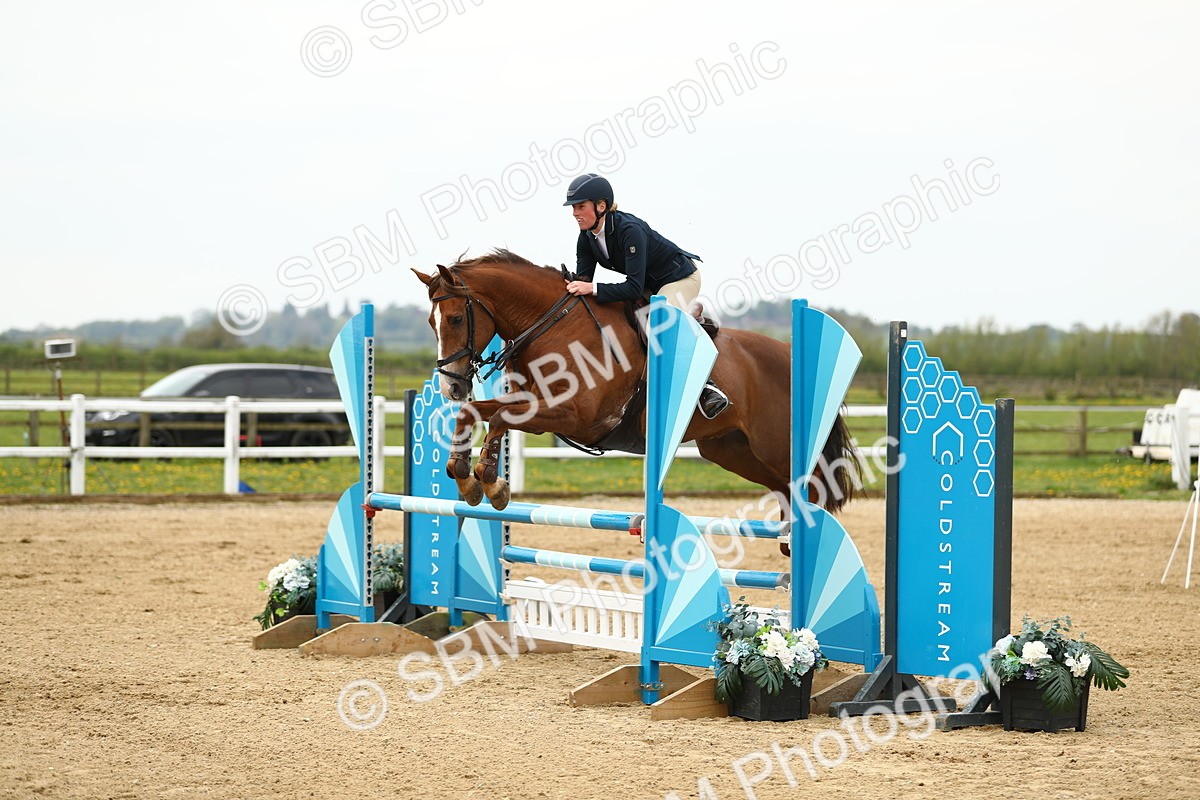 SBM_000884 - Class 3 - Senior Discovery 1m