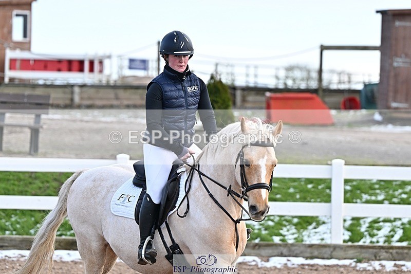 250111-112855-00046 - Clear Round and British Novice