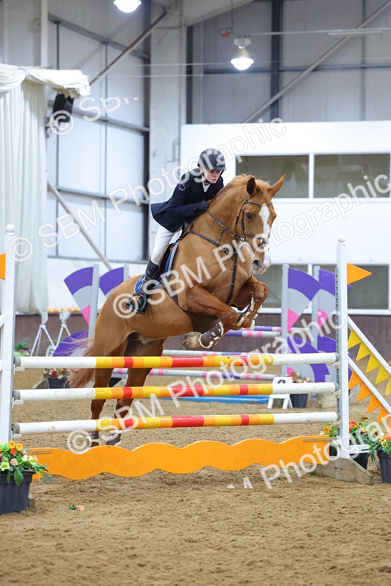 1I0A4703 - Class 9 - Senior Newcomers/ 1.10m Open