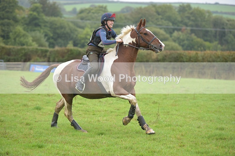 RAY_9744 - Class 2: 70cm: Corner