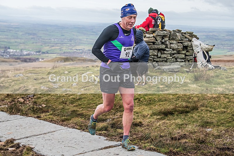 Nine Standards-409 - Nine Standards Fell Race Thursday 1st January 2026