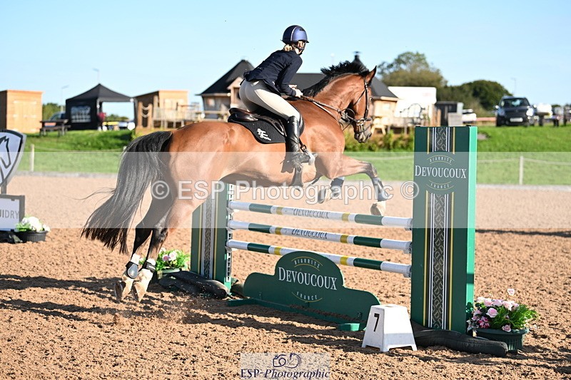 240913A-090927-03170 - Cls 13 Snr 1.05m & 1.10m Open