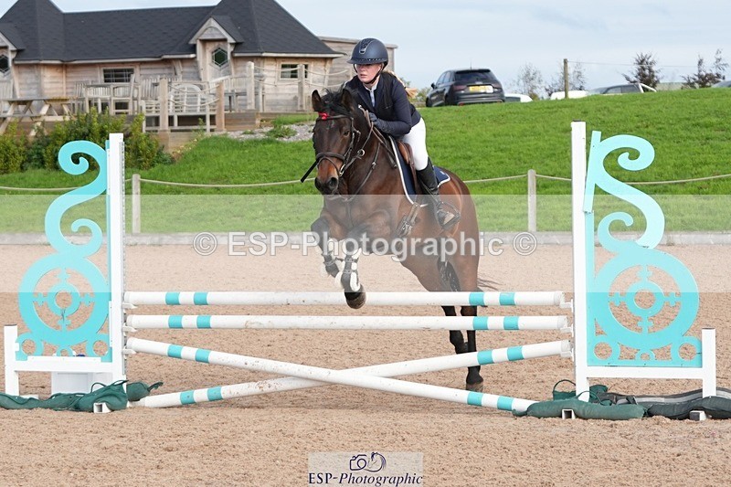 250921-100731-02104 - Cls 4 Pony British Novice and 80cm