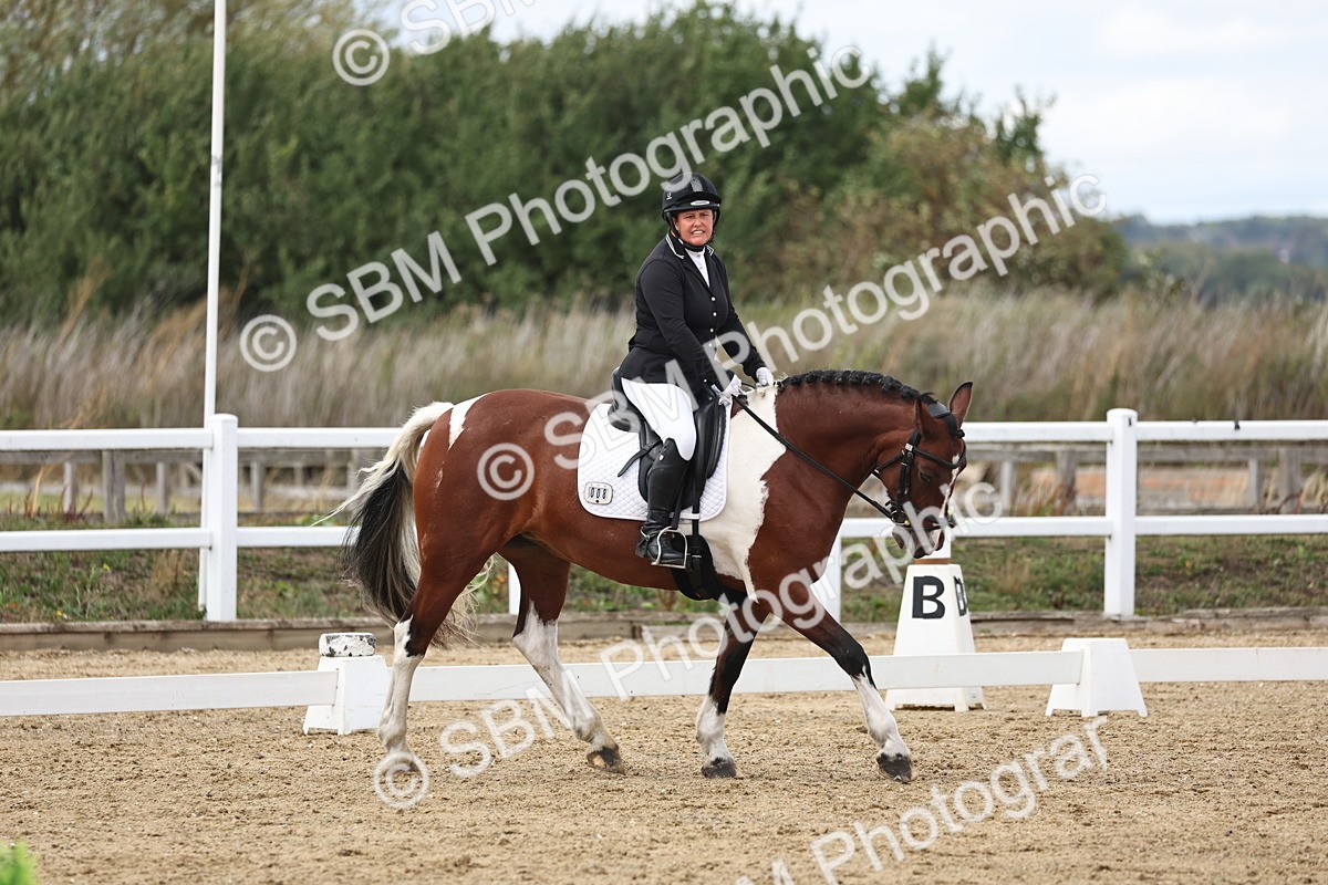SBM_003844 - Class 8 - Novice 3 Champs