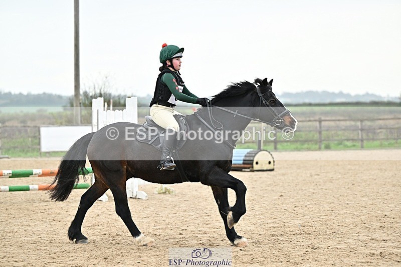 241110-140716-01036 - 60-65cm Arena Eventing