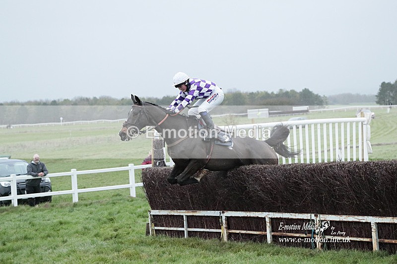 PtP 271122 1162 - Hursley Hambledon Hunt Point-to-Point - Larkhill - 27/11/22