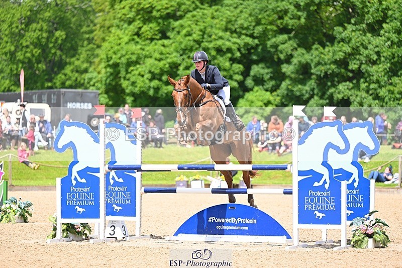 240526-121128-21255 - 159-WICKLOW_INTO_ORBIT-Lucy_Richards