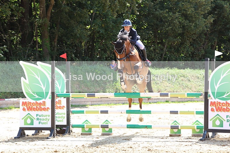 3E7A1587 - Class 7: Senior 1.05m