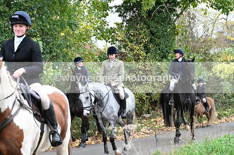 WJ7_7378 - Walk Home..