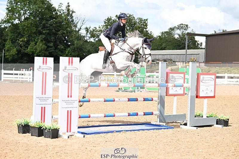 250723-154248-01200 - Cls 6 Foxhunter and 1.20m