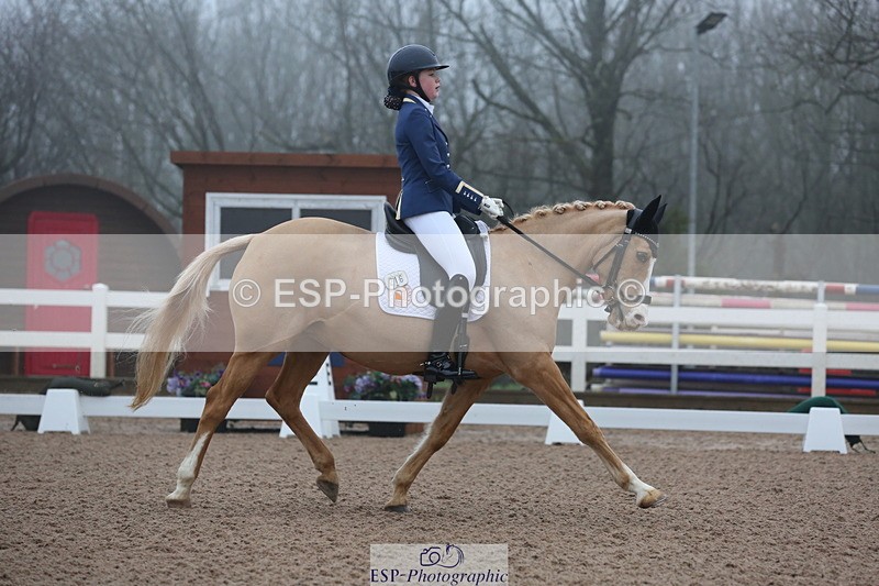 240217A-083430-00035 - 216-Olivia.Luscombe-Rosewater.Chamonix