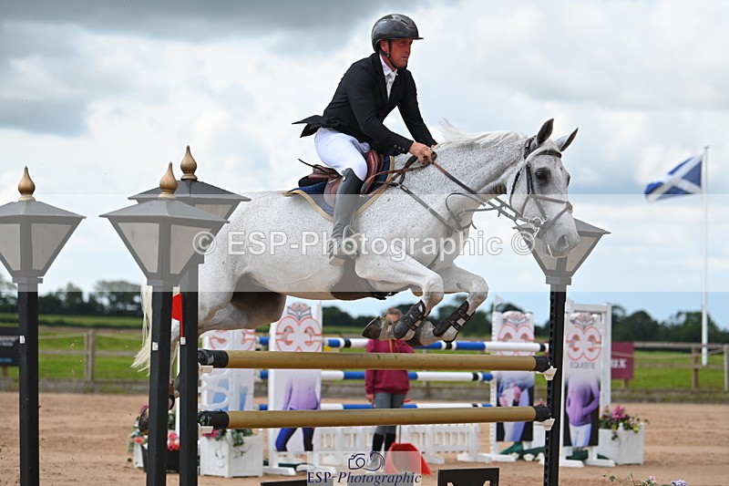 230721A-110708-05553 - Cls 6, 2 Star Medium 1.35m