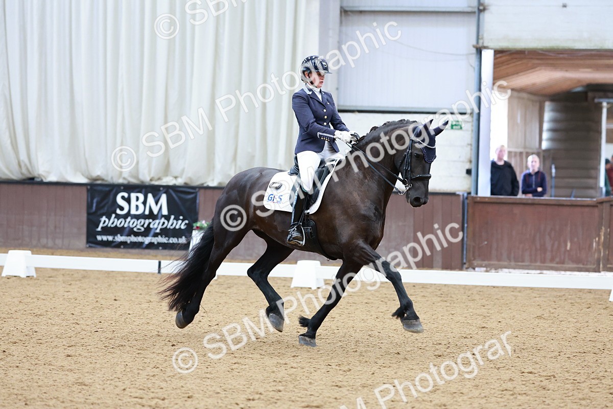 SBM_005915 - Class 3 - Medium 6 - 14.40-15.52