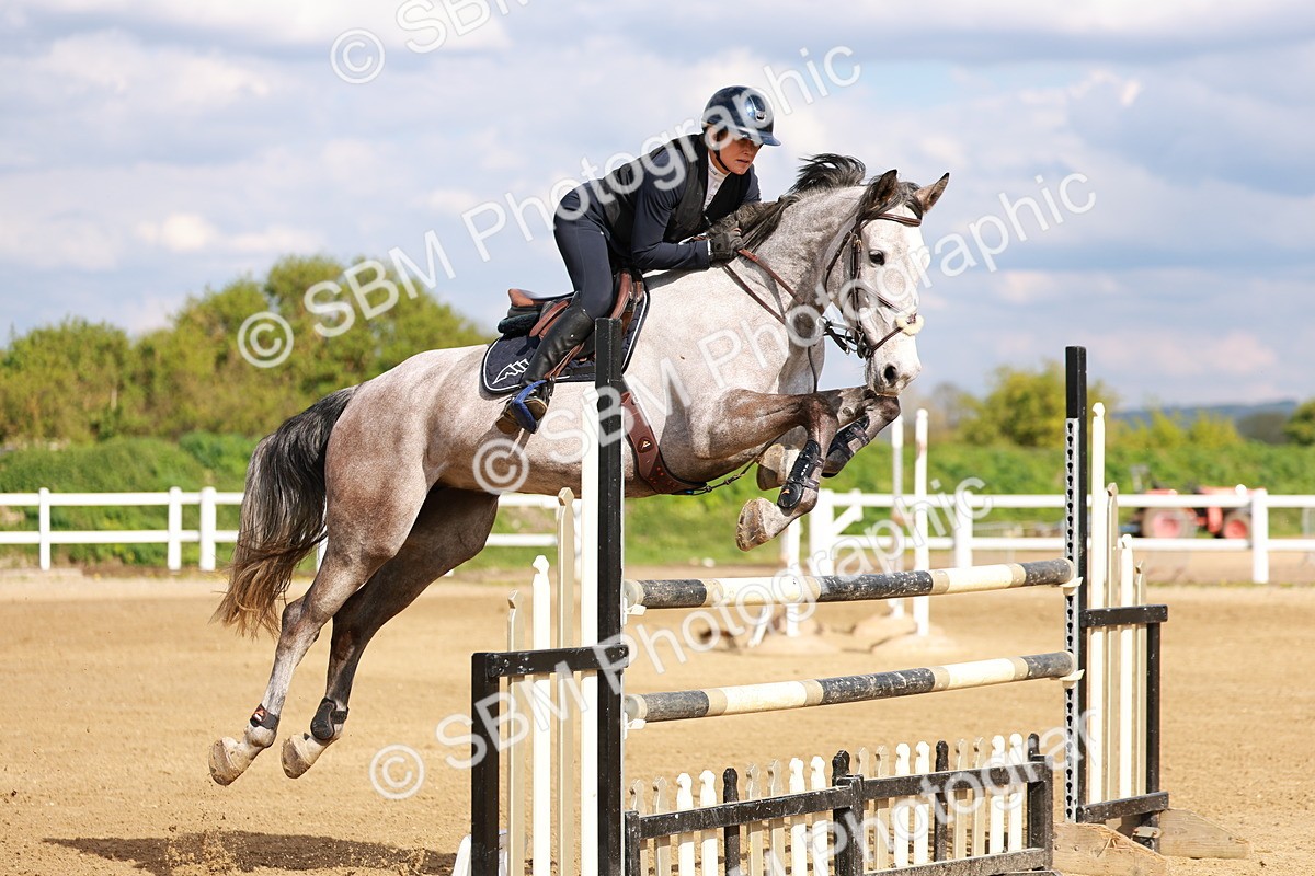 SBM_002382 - Class 5 - Senior Foxhunter - 1.20m