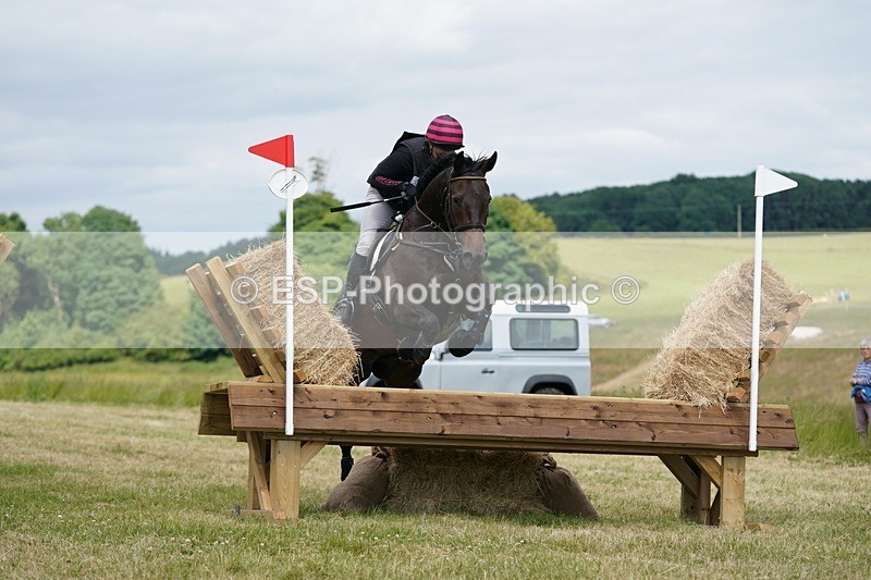 240630X-154344-9832 - 505-Lizzie_Luxton-KILCARNA_BARNEY