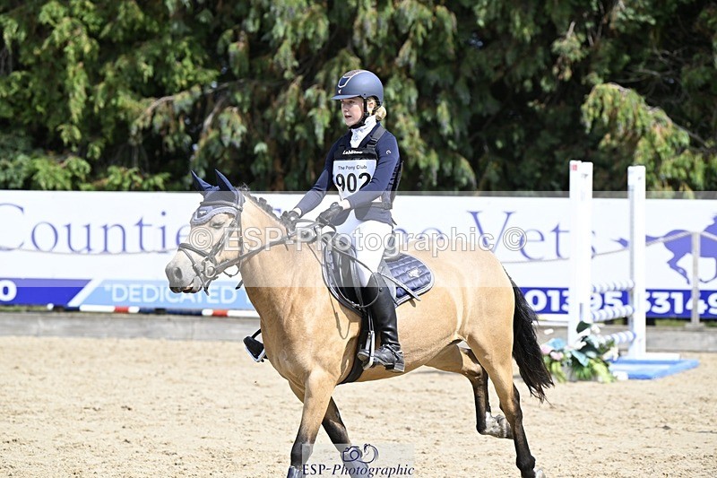 250823A-142950-32525 - WC Round 2 14.00 to 15.00