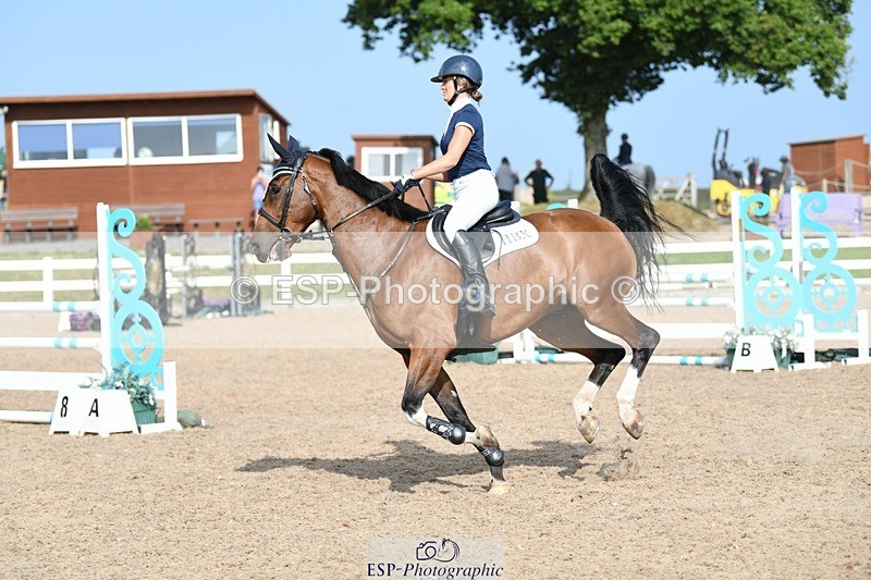 250725-171444-04132 - Cls 10 1.05m Amateur Quali