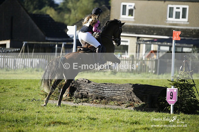  WWHT 031021 730 - WWEC Novice Restricted (0.80m) 18/10/20