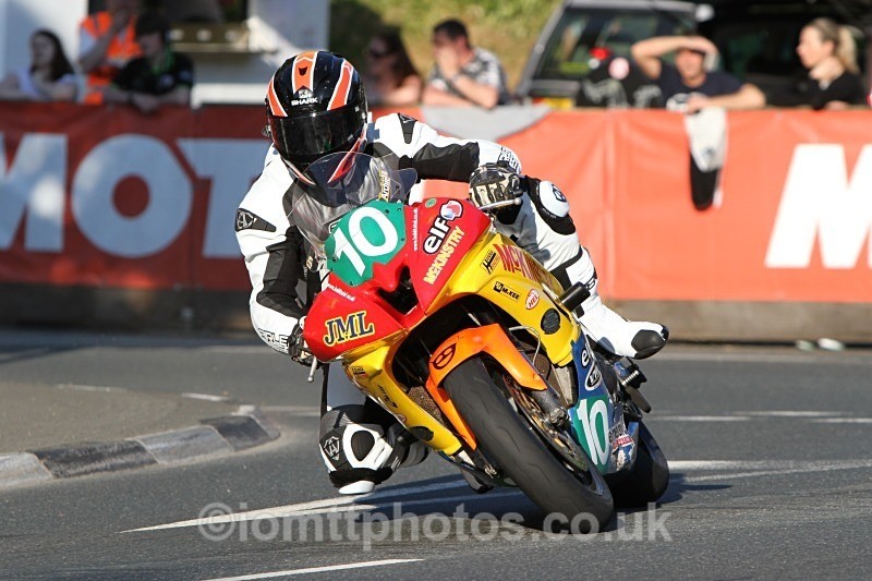  - Saturday Practice Newcomers/Supertwins