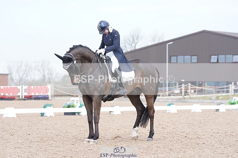 250403-104458-00786 - 018-Louise.Davison-Quamperfect