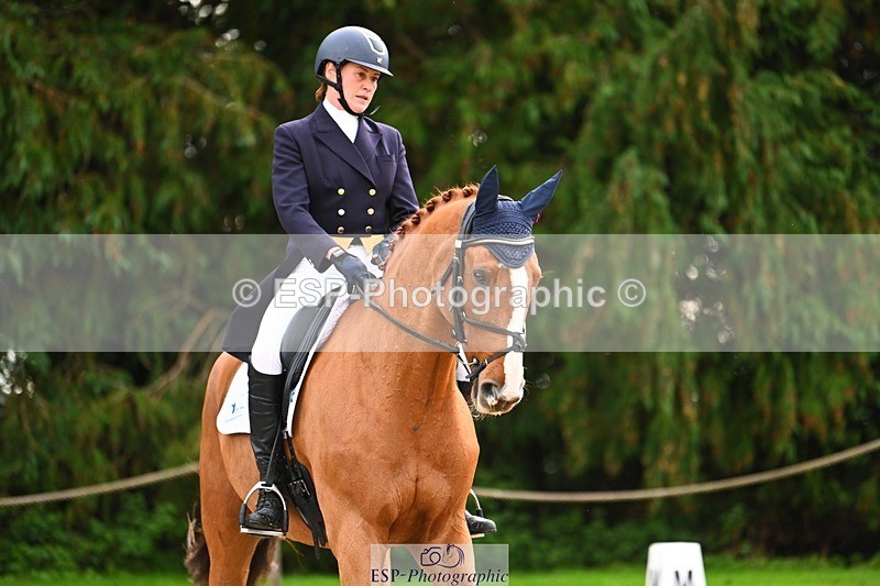 231021-095212-12611 - 227-DHI.GERARD.NITA-Danielle.Watt-DR