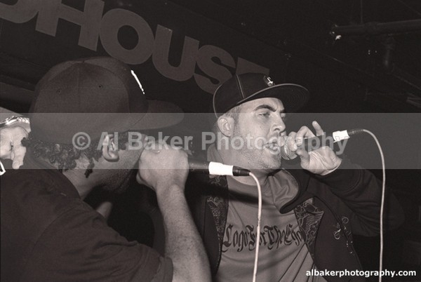 15 tb  shameless - Friends-&-Family @ the-roadhouse 04.02.06