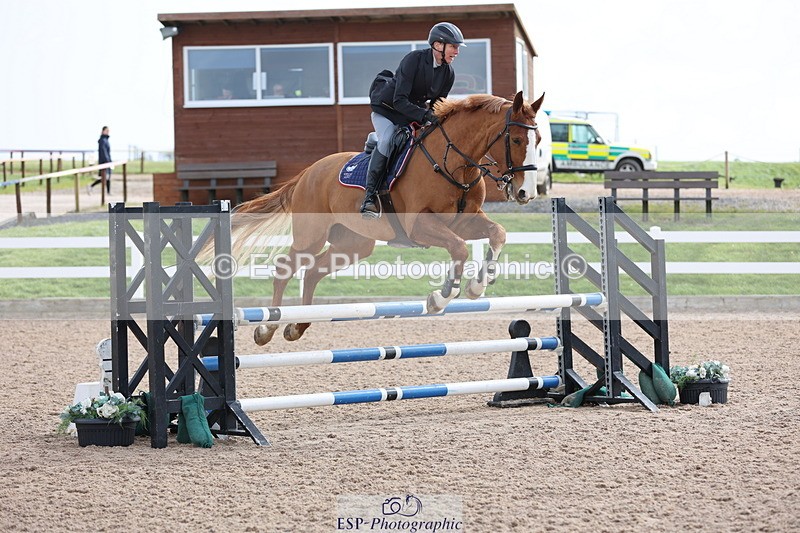 240406A-110804-02980 - Cls 20 British Novice and 90cm Open