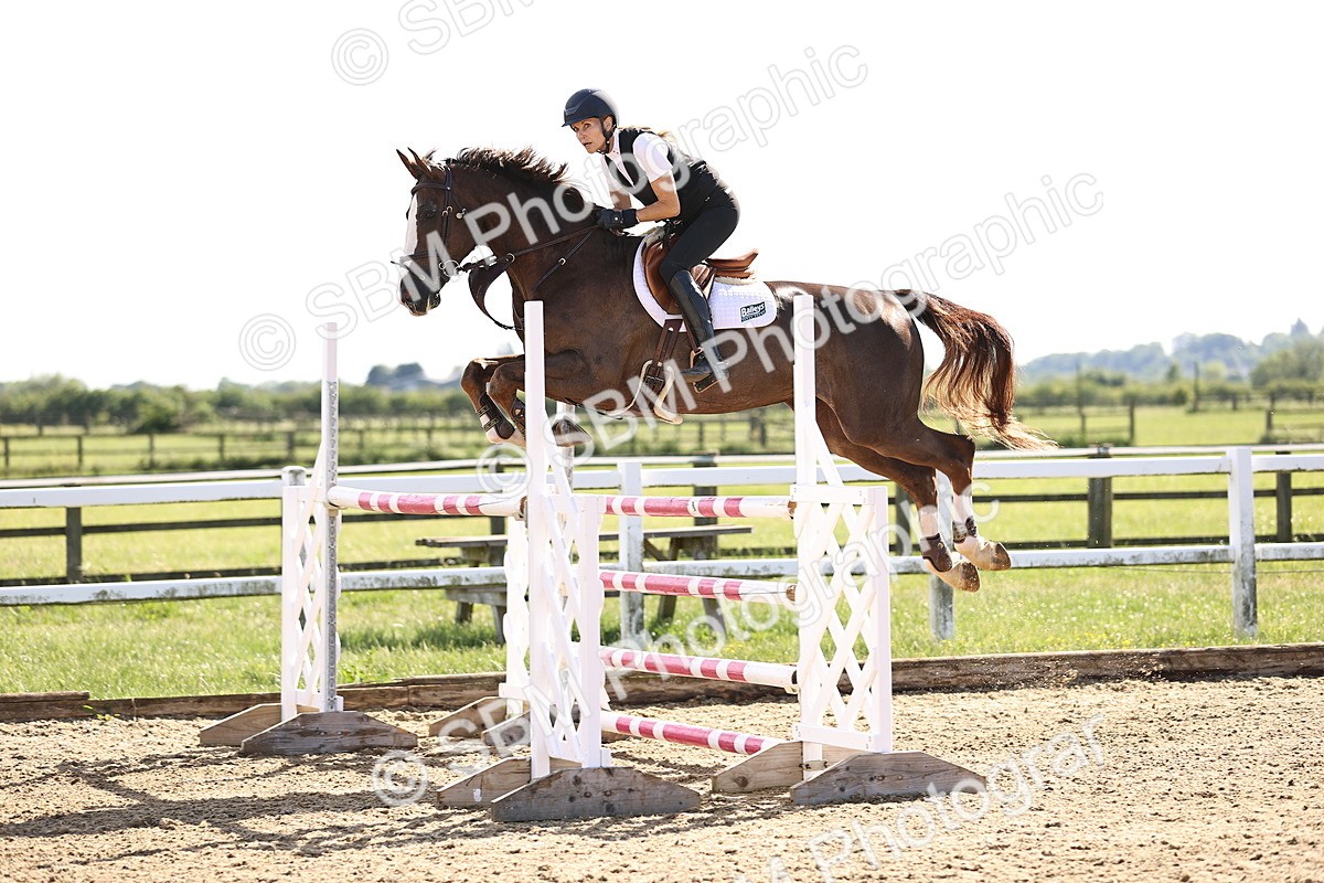 SBM_003107 - Class 5 - Senior Foxhunter - 1.20m