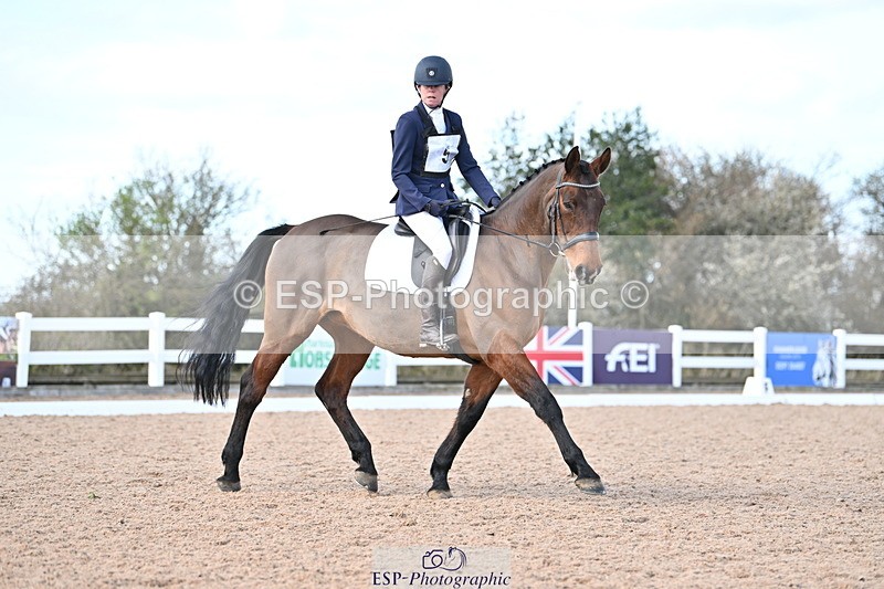 240324A-134513-03476 - Novice 28, 13.00 to 14.00