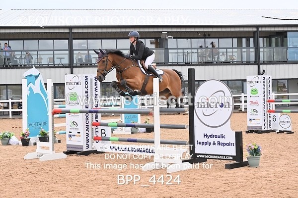 BPP_4424 - CLASS 5 WED Redpost Equestrian Senior Foxhunter/1.20m Open
