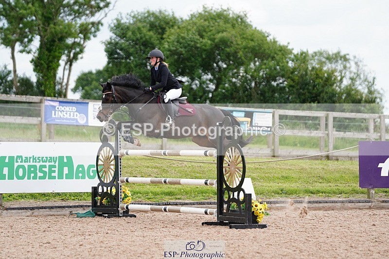 250608-134448-02973 - Cls 12 Pony Foxhunter and 1.10m